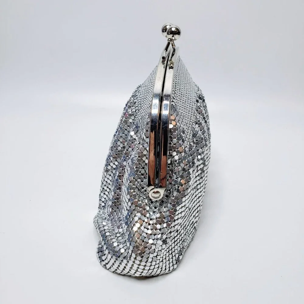 Icing Silver Bling Chain Mesh Clutch Purse Womens Satin Lined Evening Bling